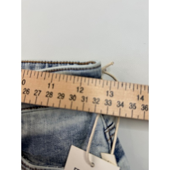 BlankNYC The Leonard Classic Bermuda Acid Wash Denim Shorts Womens Size 24 NEW - Picture 7 of 9